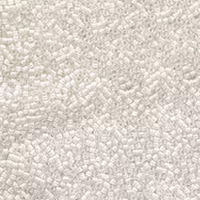 DELICA BEAD 10 грам, Miyuki 11/0 LINED WHITE AB DB066